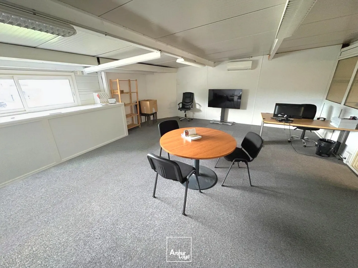 Locaux d'activité & Entrepôts - Location - GEMENOS - 13420 - 1250-1250 - 7899462