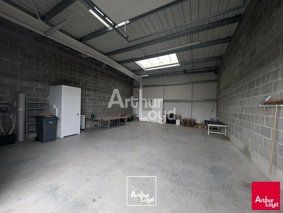 Locaux d'activité & Entrepôts - Location - BRUZ - 35170 - 180-180 - 7899909