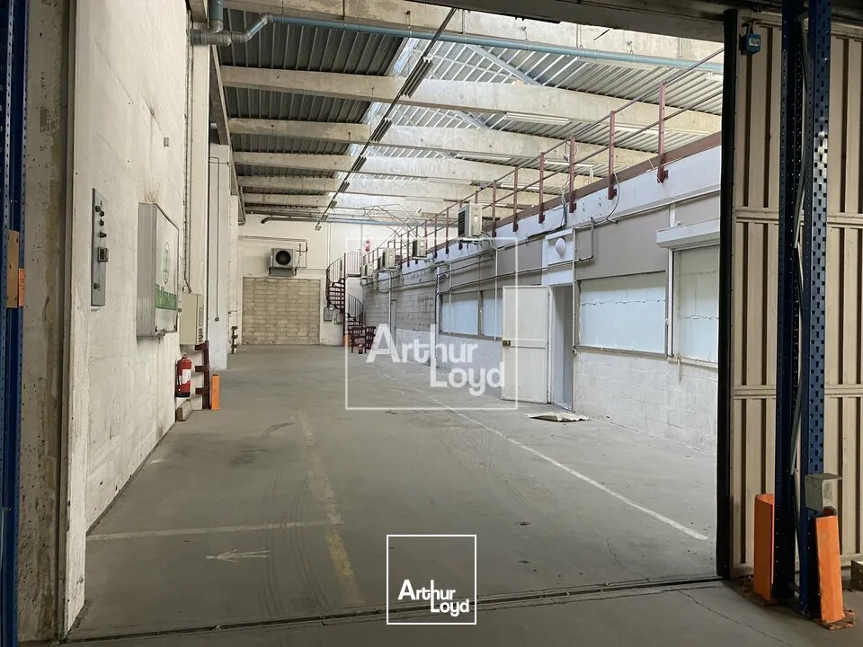 Locaux d'activité & Entrepôts - Location - MOISSY CRAMAYEL - 77550 - 2744-2744 - 7899932