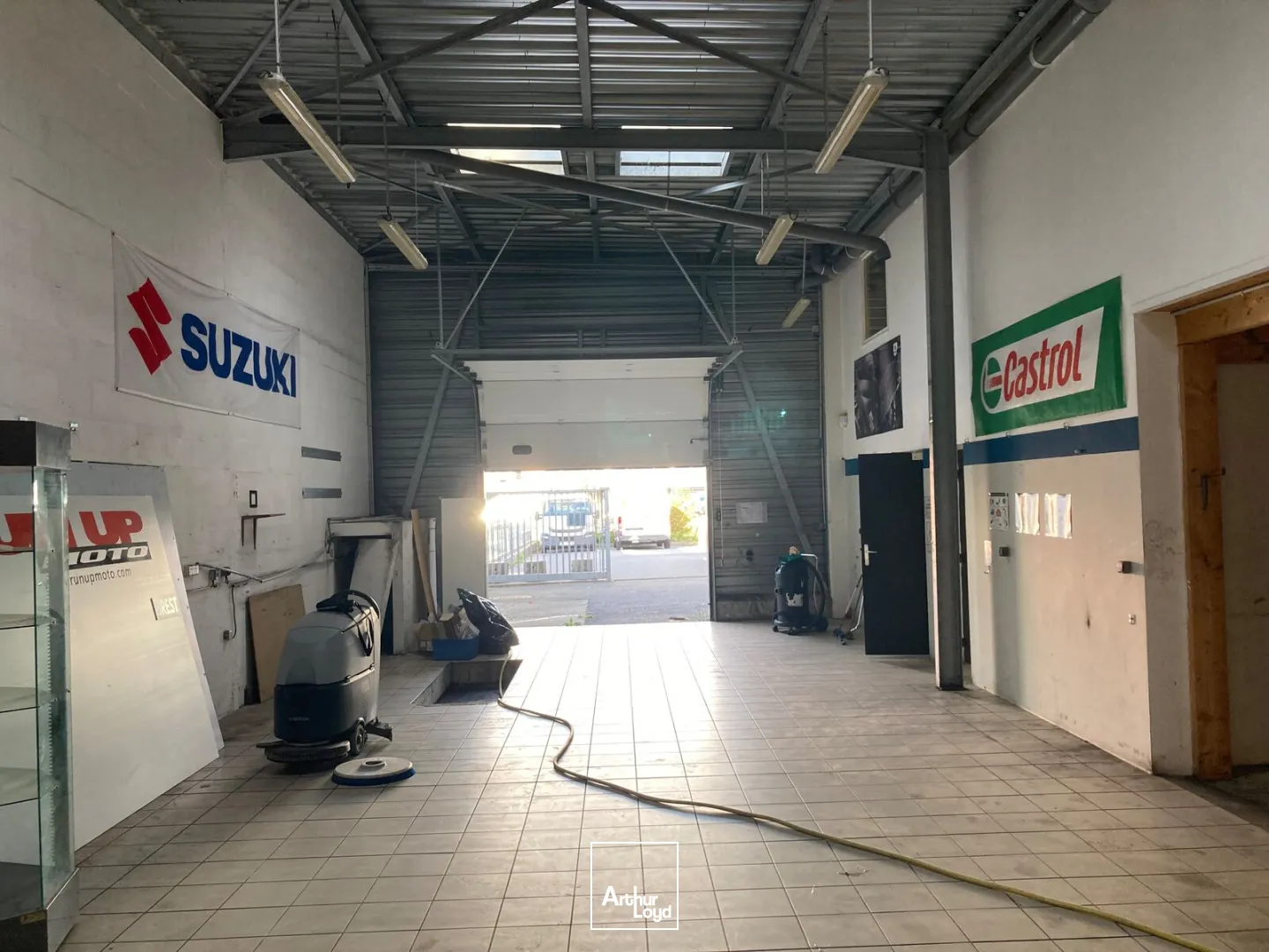 Locaux commerciaux - Location - BREST - 29200 - 838-838 - 7900312