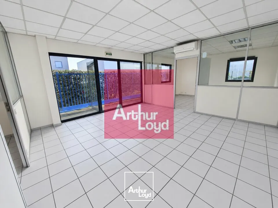 Locaux d'activité & Entrepôts - Location - CLERMONT FERRAND - 63100 - 230-230 - 7900995