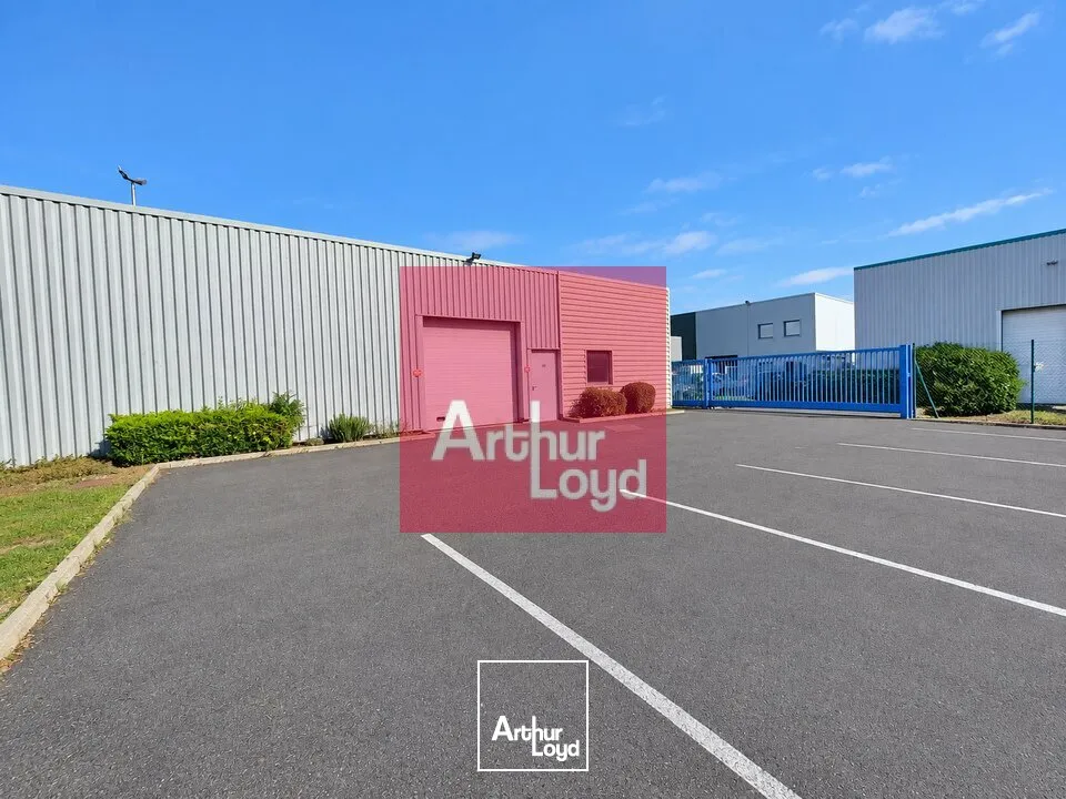 Locaux d'activité & Entrepôts - Location - CLERMONT FERRAND - 63100 - 230-230 - 7900996