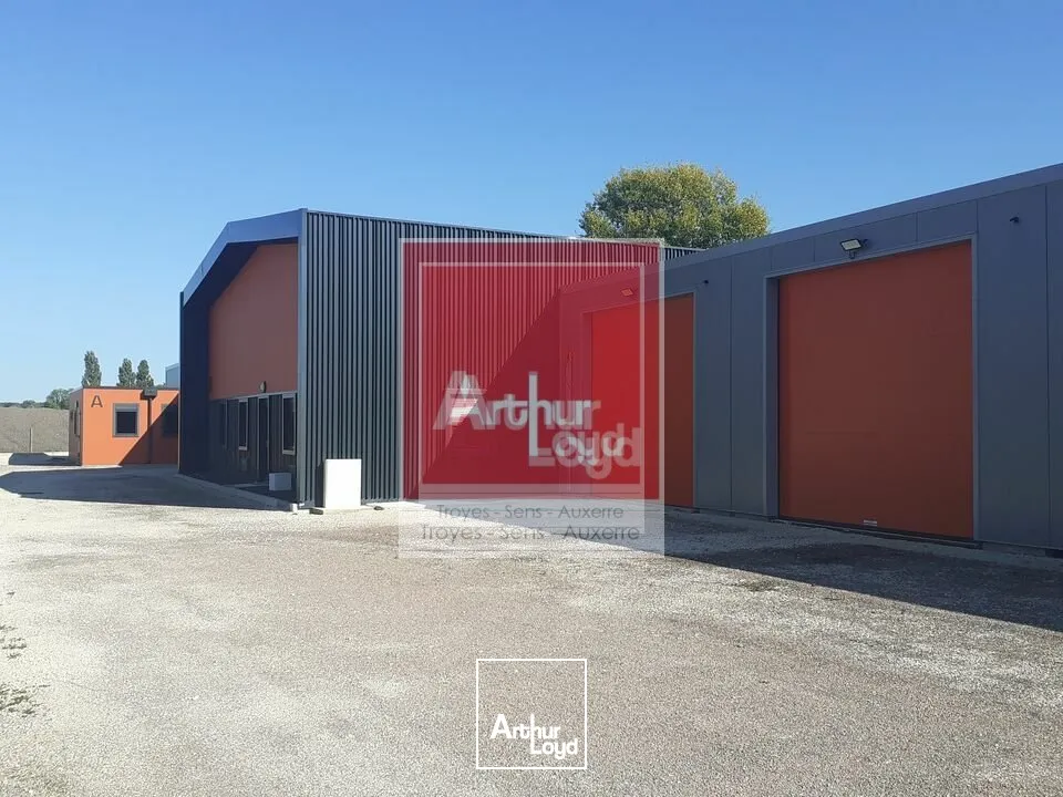 Locaux d'activité & Entrepôts - Vente - SAINT-PARRES-LÈS-VAUDES - 10260 - 1000-1000 - 7901221