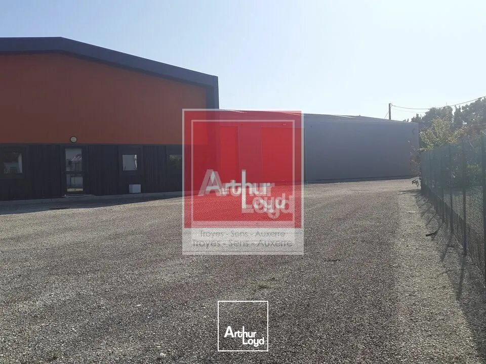 Locaux d'activité & Entrepôts - Vente - SAINT-PARRES-LÈS-VAUDES - 10260 - 1000-1000 - 7901223