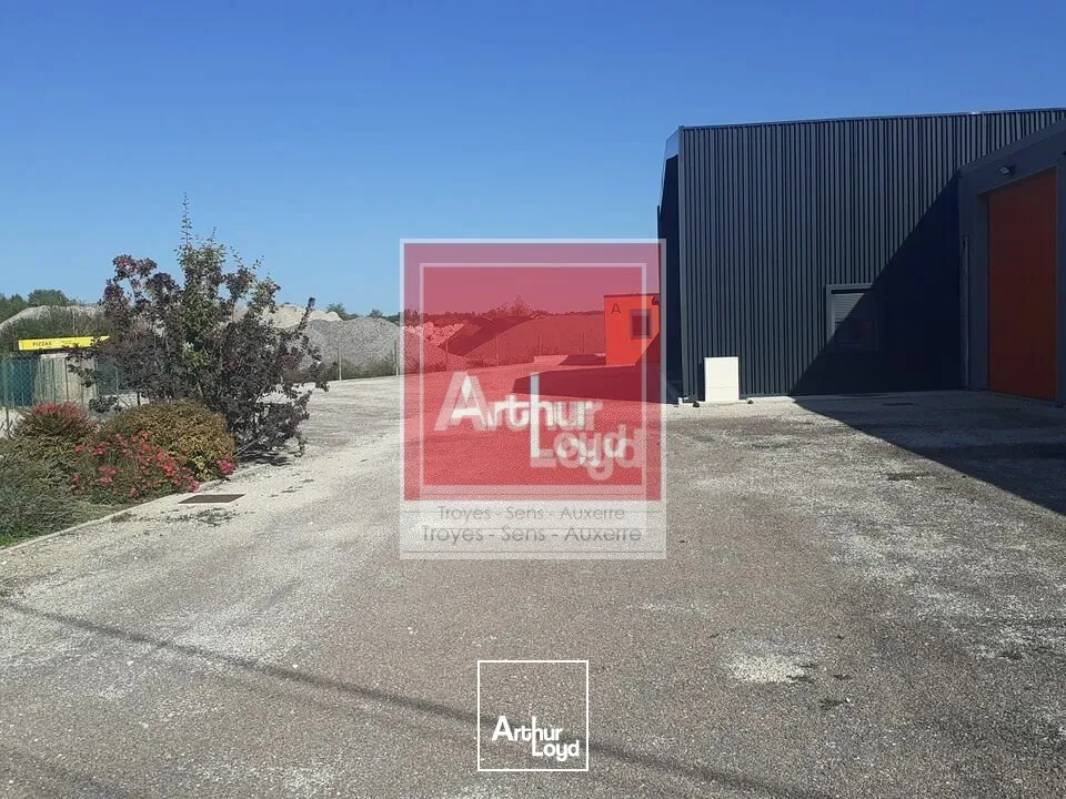Locaux d'activité & Entrepôts - Vente - SAINT-PARRES-LÈS-VAUDES - 10260 - 1000-1000 - 7901225