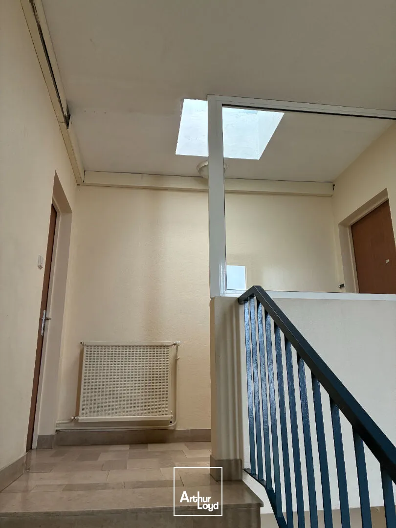 Bureaux - Location - LA ROCHELLE - 17000 - 85-85 - 7901884