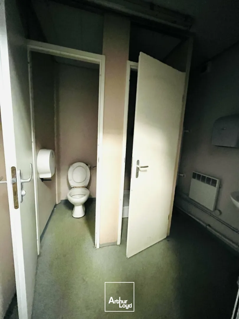 Locaux d'activité & Entrepôts - Location - MONTIVILLIERS - 76290 - 240-240 - 7901967