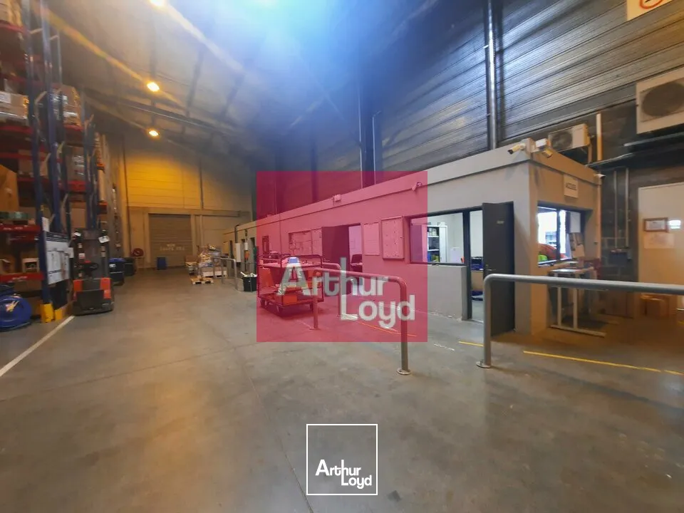 Locaux d'activité & Entrepôts - Location - COURNON-D'AUVERGNE - 63800 - 3600-7359 - 7903028