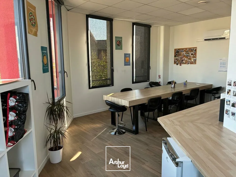 Bureaux - Location - LA ROCHE SUR YON - 85000 - 800-800 - 7903090