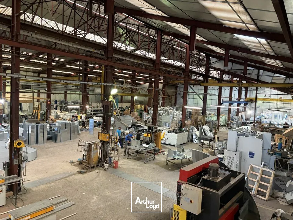 Locaux d'activité & Entrepôts - Vente - JAUNAY-MARIGNY - 86130 - 2700-2700 - 7903100