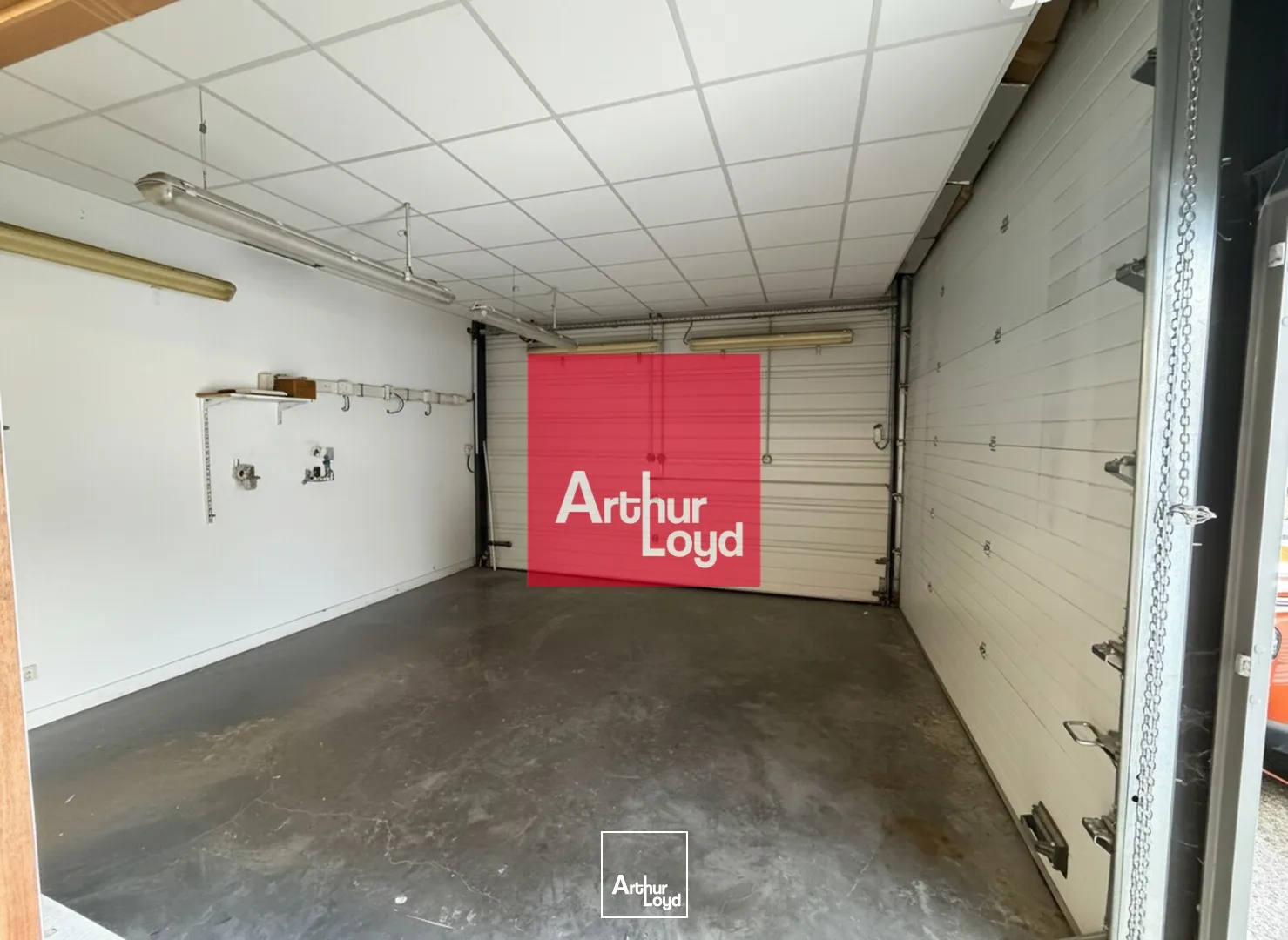 Locaux d'activité & Entrepôts - Vente - VEUREY VOROIZE - 38113 - 371-371 - 7903311