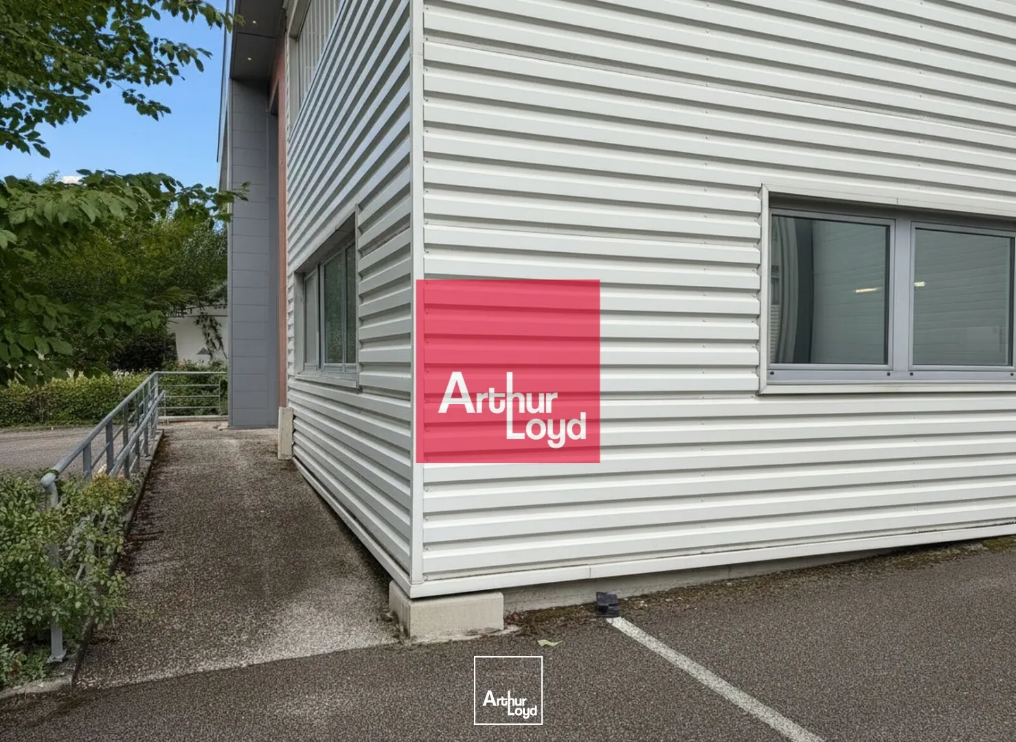 Locaux d'activité & Entrepôts - Vente - VEUREY VOROIZE - 38113 - 371-371 - 7903313