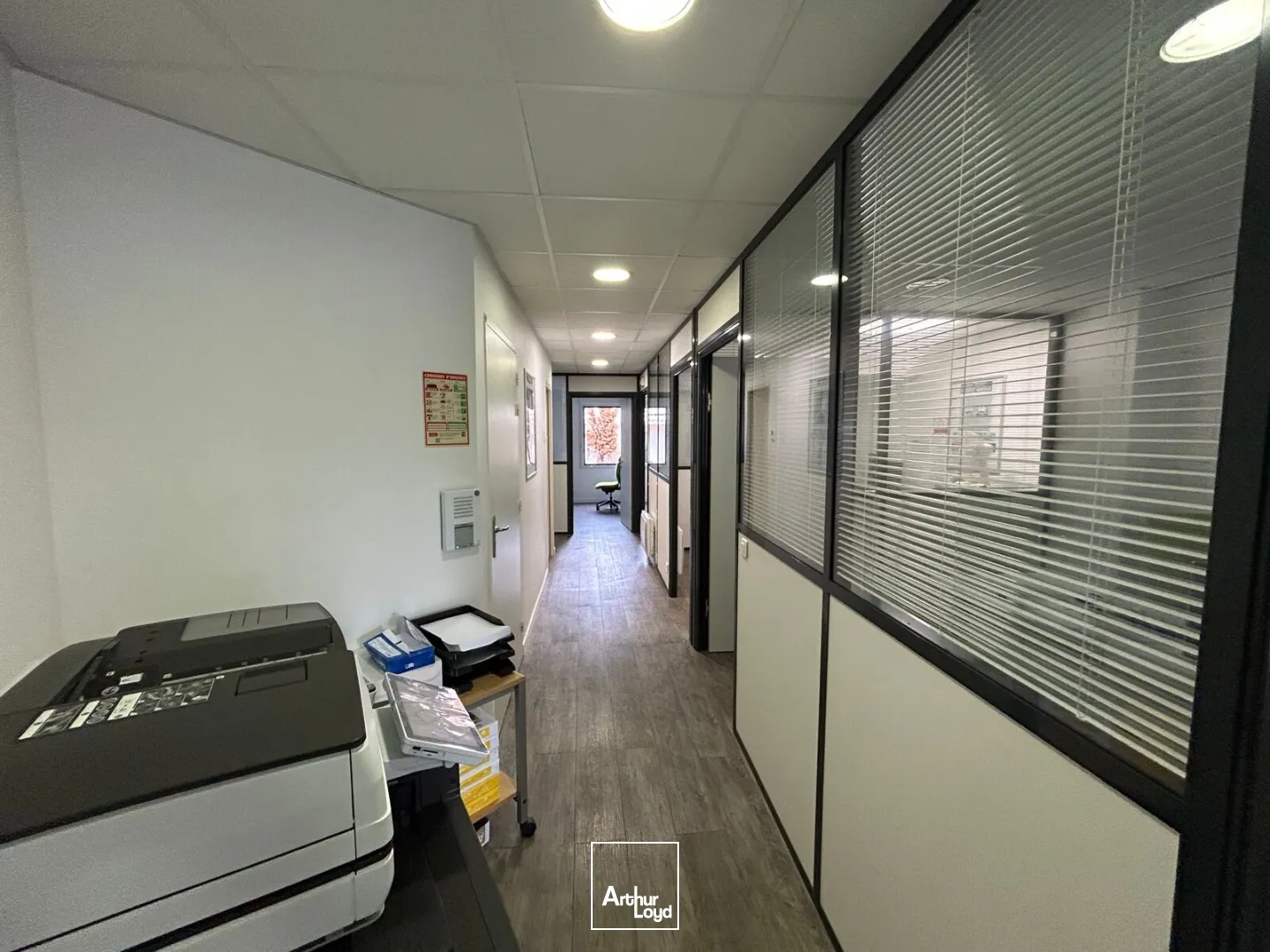 Locaux commerciaux - Location - SAINT SEBASTIEN SUR LOIRE - 44230 - 110-110 - 7903418