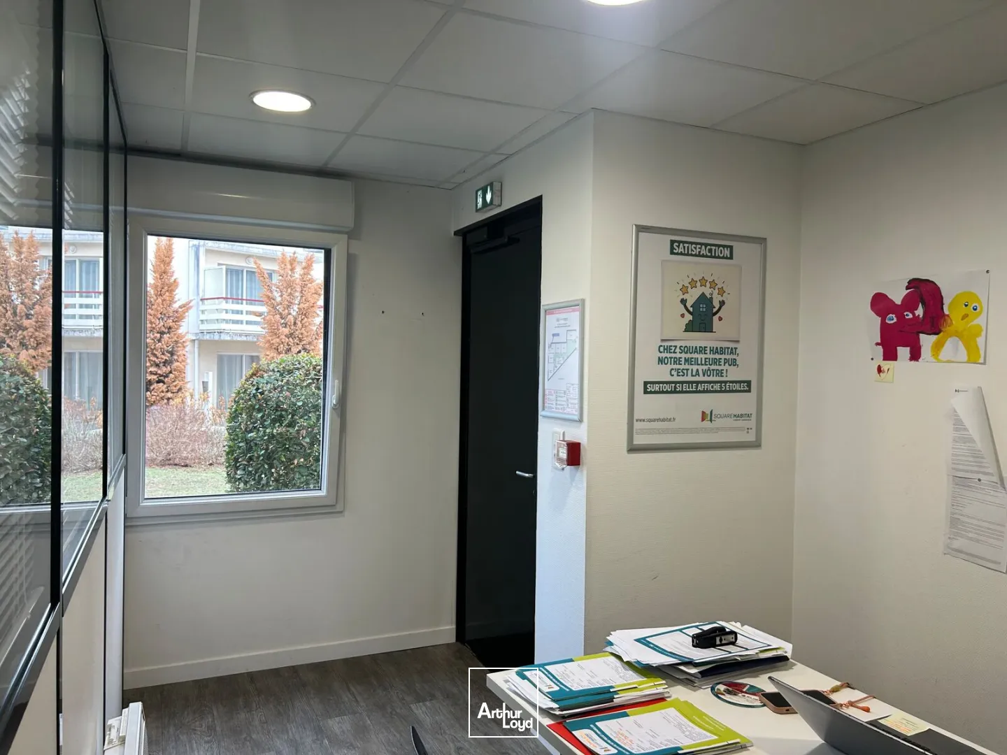 Locaux commerciaux - Location - SAINT SEBASTIEN SUR LOIRE - 44230 - 110-110 - 7903422
