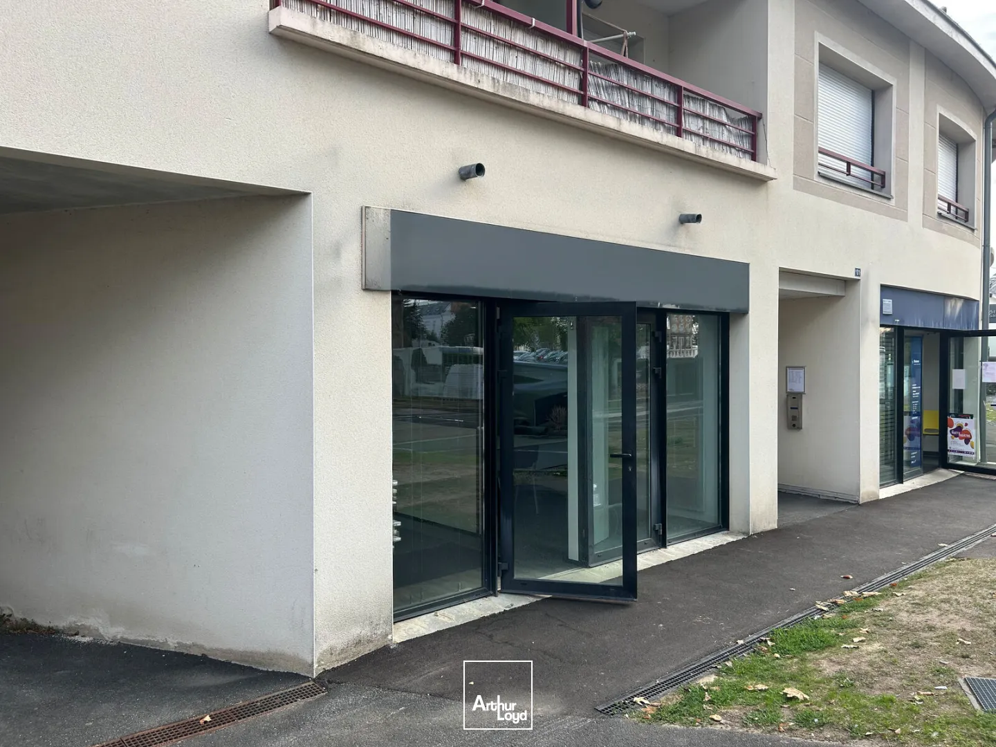 Locaux commerciaux - Location - SAINT SEBASTIEN SUR LOIRE - 44230 - 110-110 - 7903415