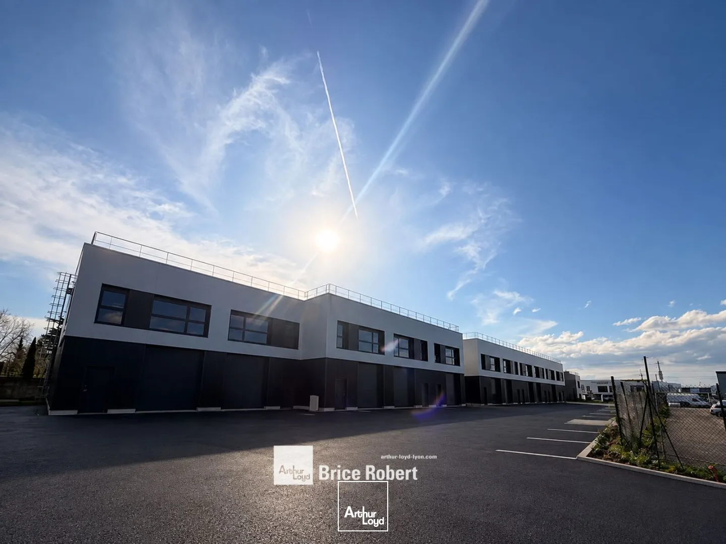 Locaux d'activité & Entrepôts - Location - DECINES CHARPIEU - 69150 - 143-2217 - 7903727