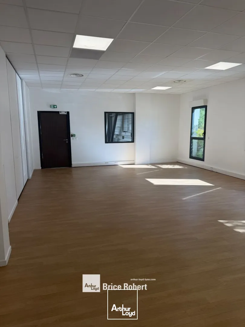 Locaux d'activité & Entrepôts - Location - DARDILLY - 69570 - 670-670 - 7903761