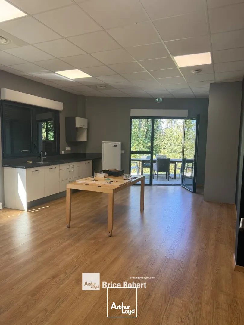 Locaux d'activité & Entrepôts - Location - DARDILLY - 69570 - 670-670 - 7903762