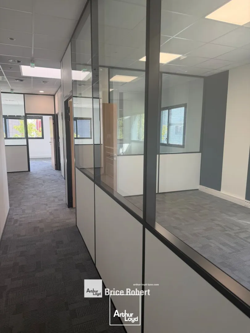 Locaux d'activité & Entrepôts - Location - DARDILLY - 69570 - 670-670 - 7903767