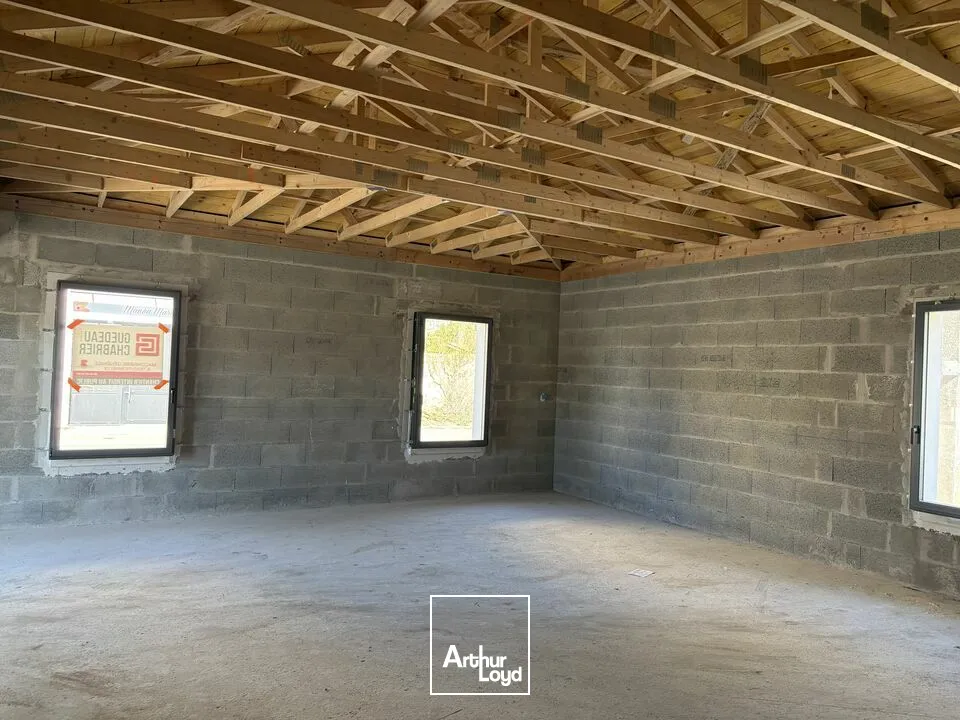 Locaux commerciaux - Location - MAUZÉ-SUR-LE-MIGNON - 79210 - 56-56 - 7903966