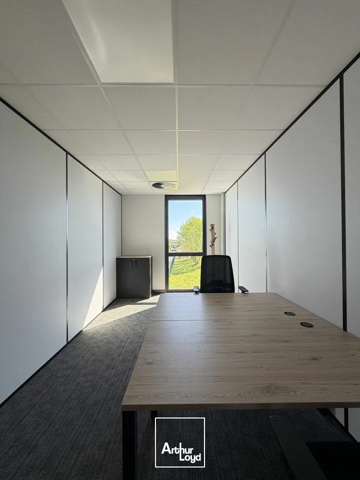 Bureaux - Location - CHAURAY - 79180 - 12-12 - 7903979