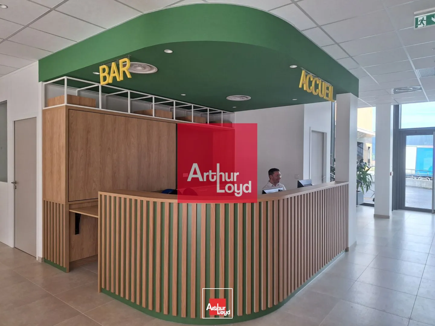 Bureaux - Location - SAINT EGREVE - 38120 - 11.84-49.72 - 7904226
