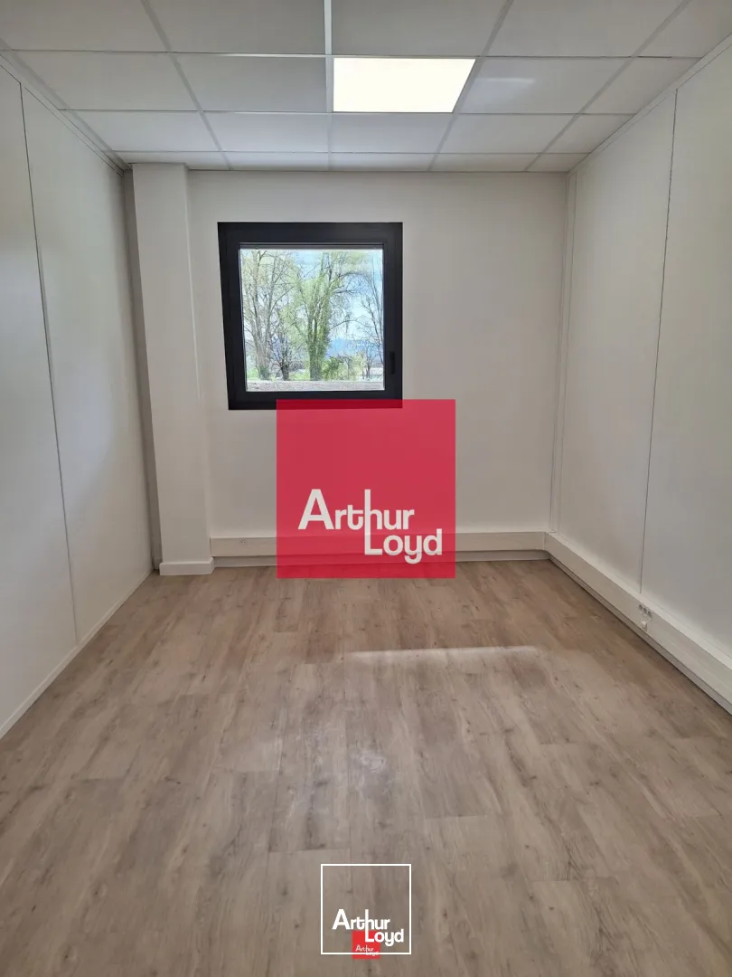 Bureaux - Location - SAINT EGREVE - 38120 - 11.84-49.72 - 7904228