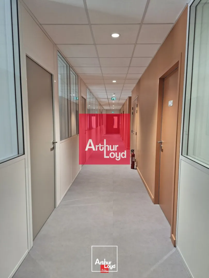 Bureaux - Location - SAINT EGREVE - 38120 - 11.84-49.72 - 7904234
