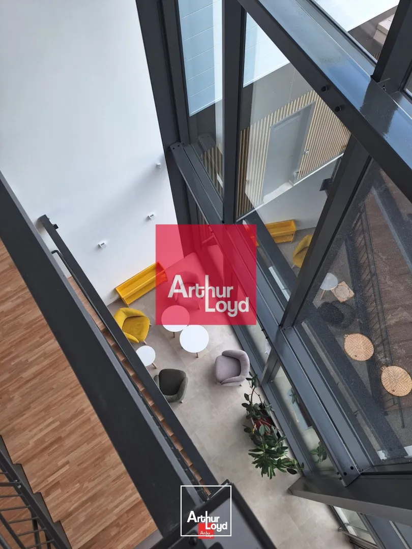Bureaux - Location - SAINT EGREVE - 38120 - 11.84-49.72 - 7904236