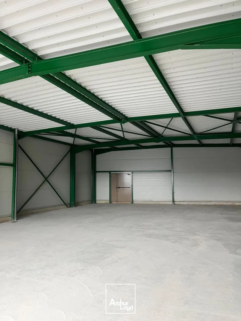 Locaux d'activité & Entrepôts - Location - BERNES SUR OISE - 95340 - 180.74-2682 - 7904428