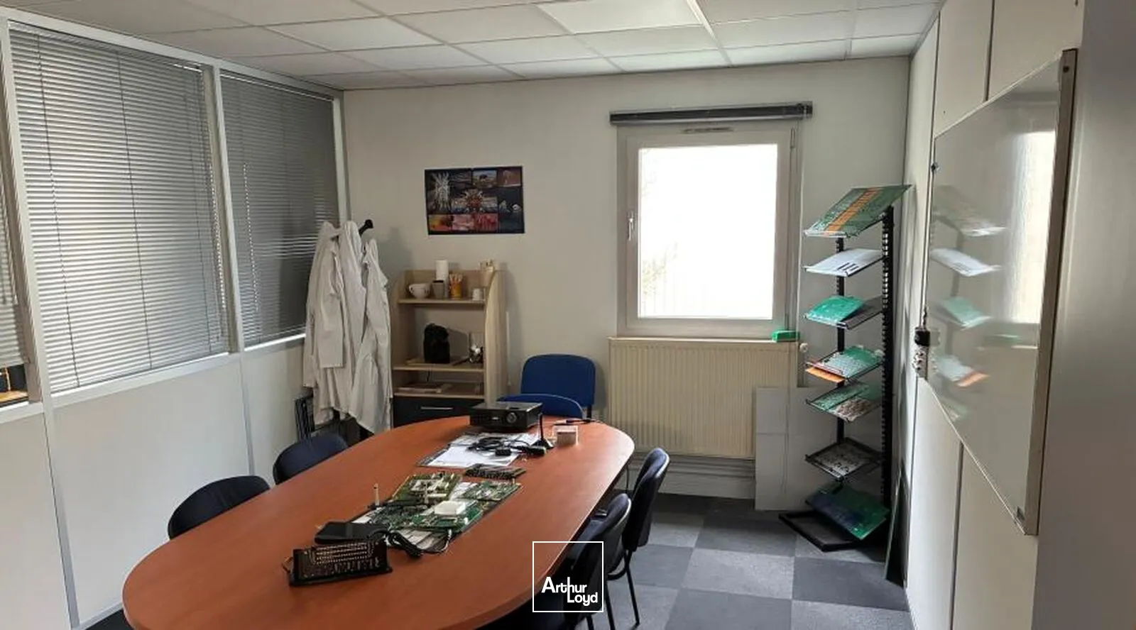 Locaux d'activité & Entrepôts - Vente - BUC - 78530 - 1470-1470 - 7904486