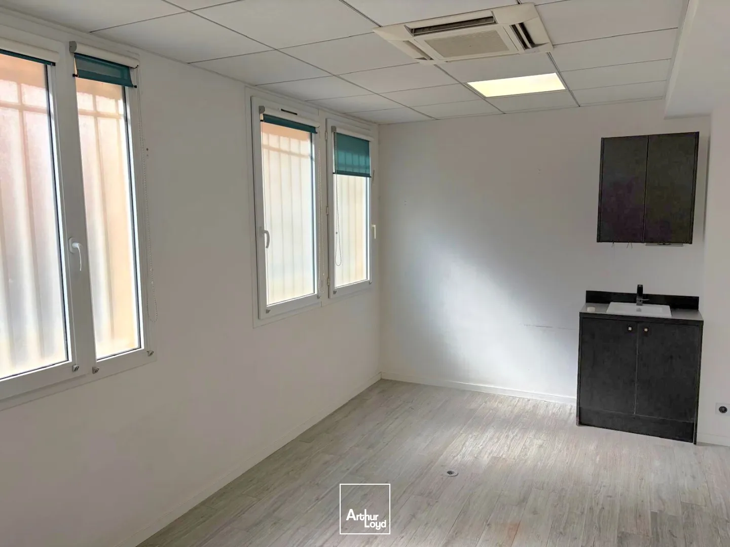 Bureaux - Vente - MARSEILLE - 13008 - 295-295 - 7904491