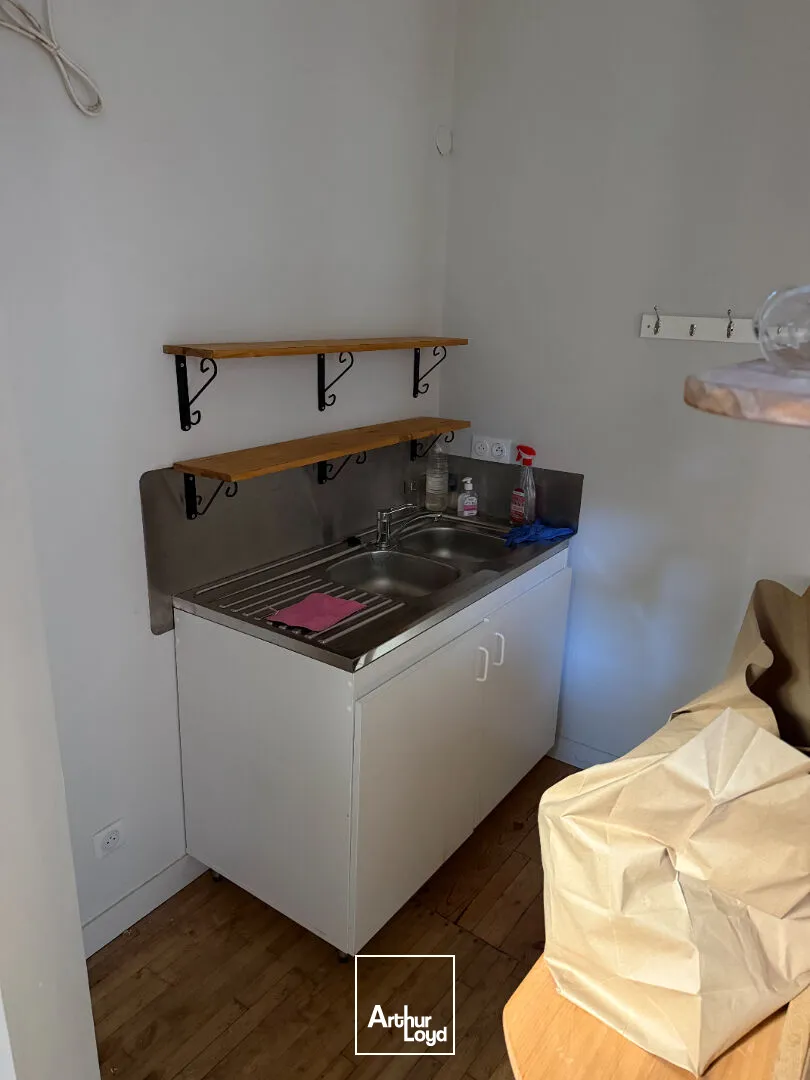 Locaux commerciaux - Location - LIMOGES - 87000 - 65-65 - 7904846