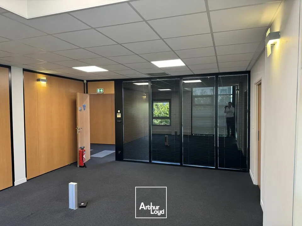 Bureaux - Location - TOURS - 37200 - 670-1365 - 7905034