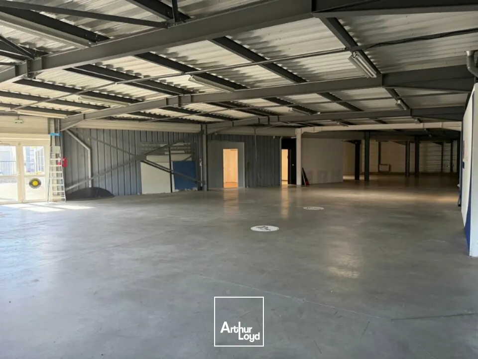 Locaux commerciaux - Location - BOURGES - 18000 - 750-750 - 7905053