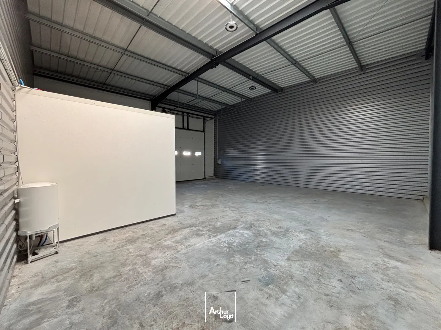 Locaux d'activité & Entrepôts - Location - AUDENGE - 33980 - 150-300 - 7905187