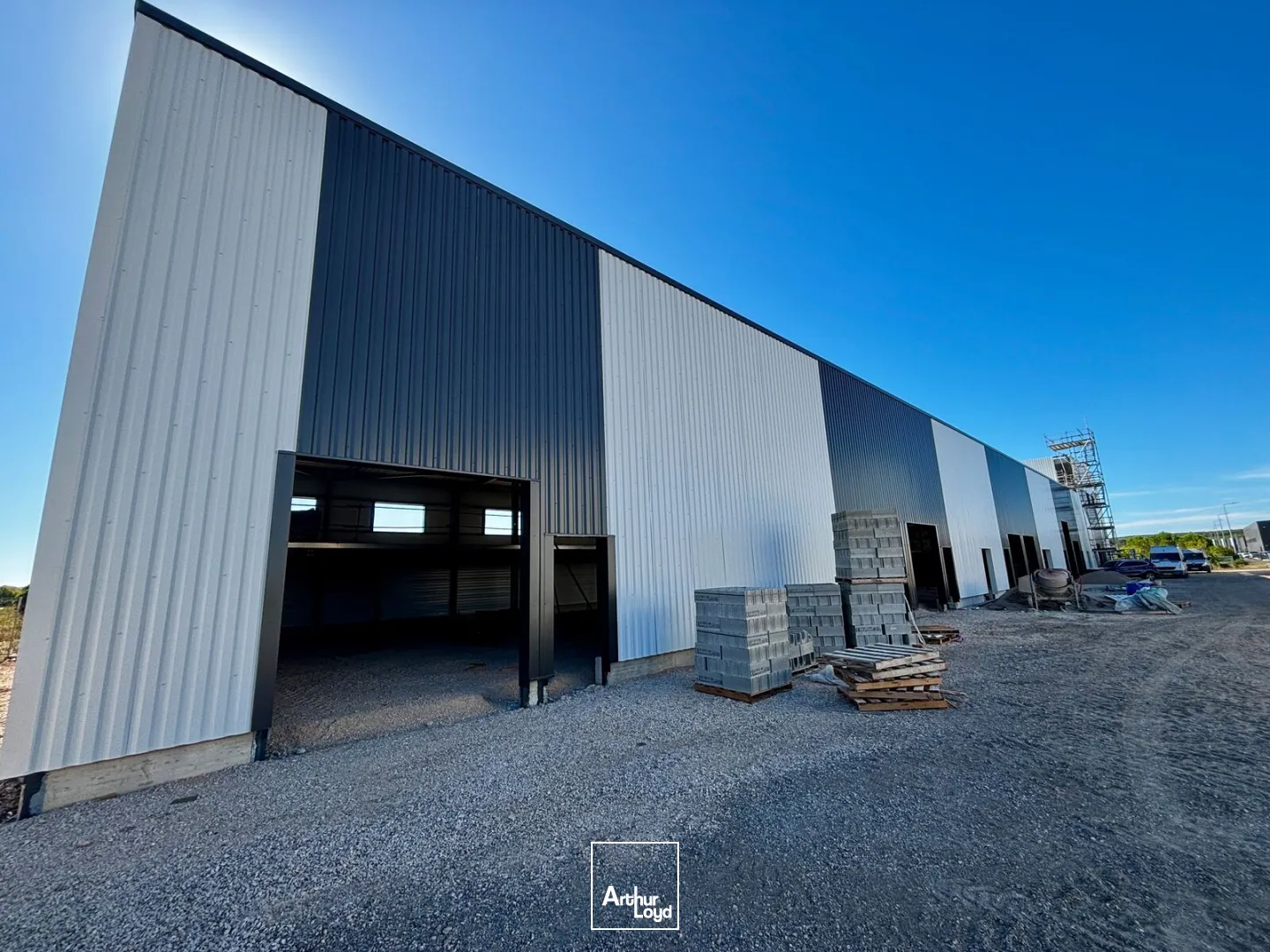Locaux d'activité & Entrepôts - Vente - CLERMONT L'HERAULT - 34800 - 191.54-2434.98 - 7905380