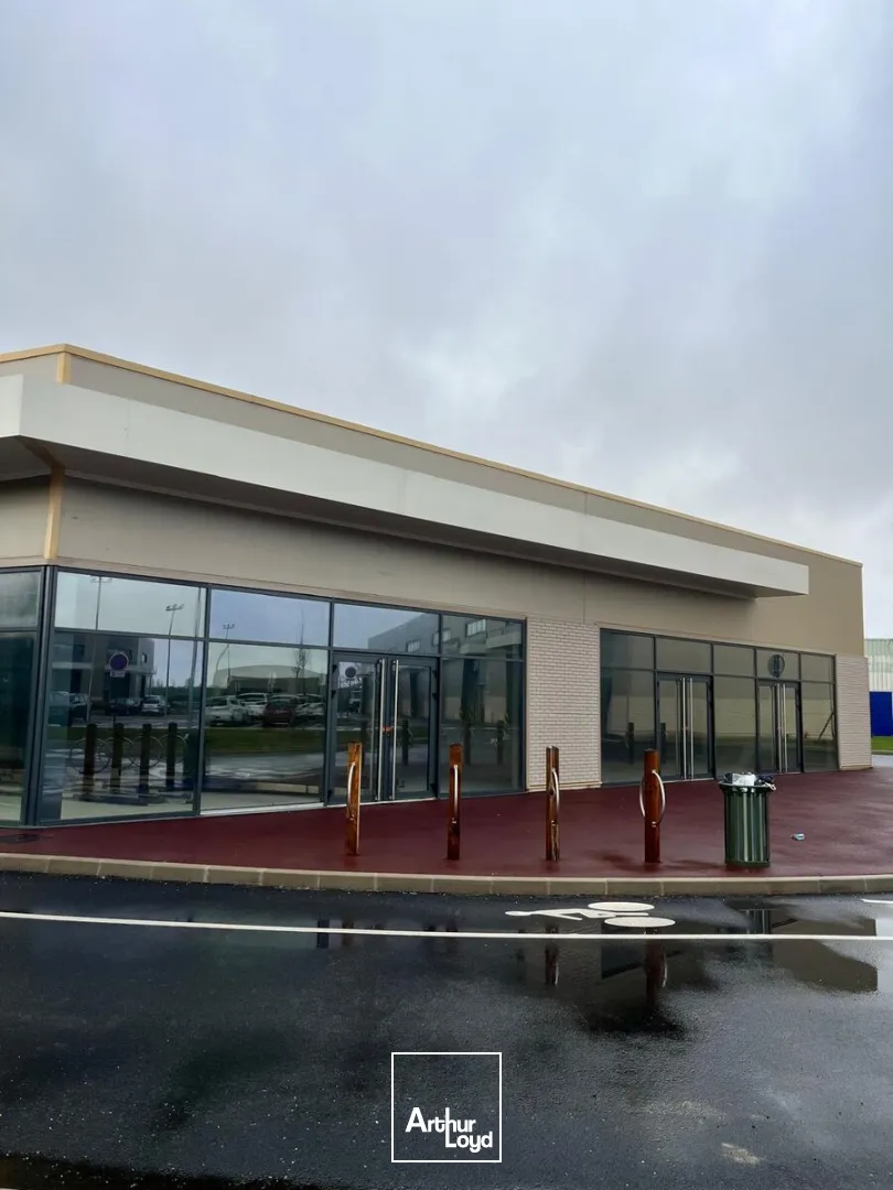 Locaux d'activité & Entrepôts - Location - BERNES SUR OISE - 95340 - 180.74-2682 - 7905426