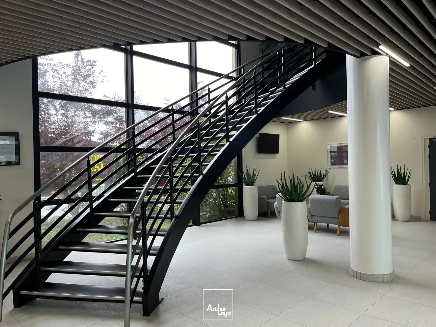 Locaux d'activité & Entrepôts - Location - PONTOISE - 95300 - 8756.6-8756.6 - 7905434