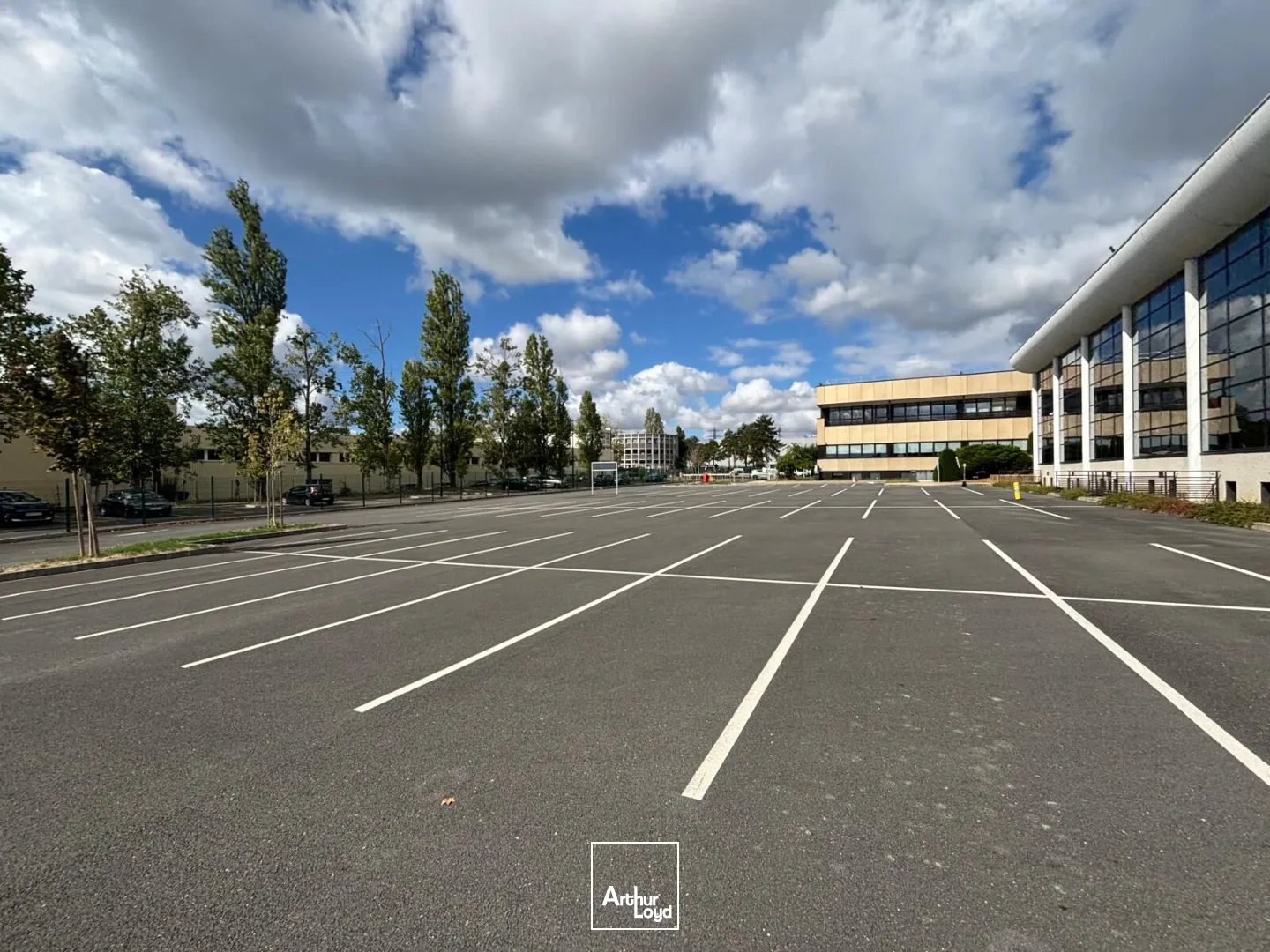 Locaux d'activité & Entrepôts - Location - PONTOISE - 95300 - 8756.6-8756.6 - 7905432