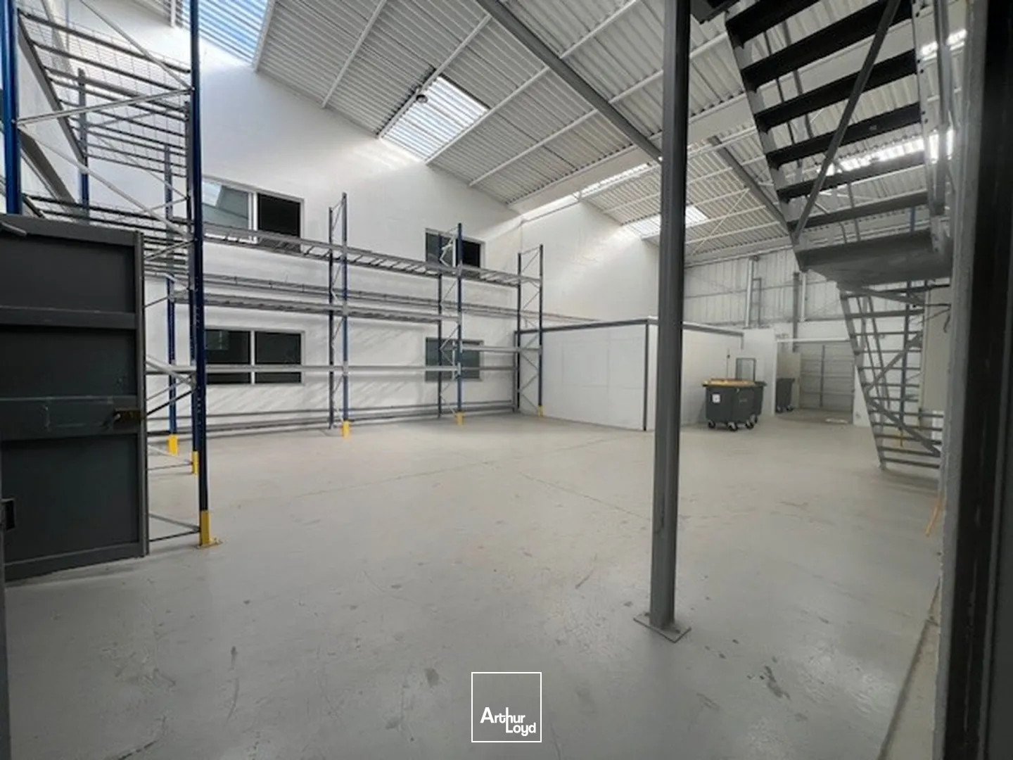 Locaux d'activité & Entrepôts - Vente - BUC - 78530 - 1470-1470 - 7905513
