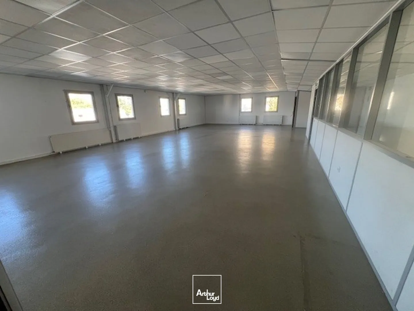 Locaux d'activité & Entrepôts - Vente - BUC - 78530 - 1470-1470 - 7905514