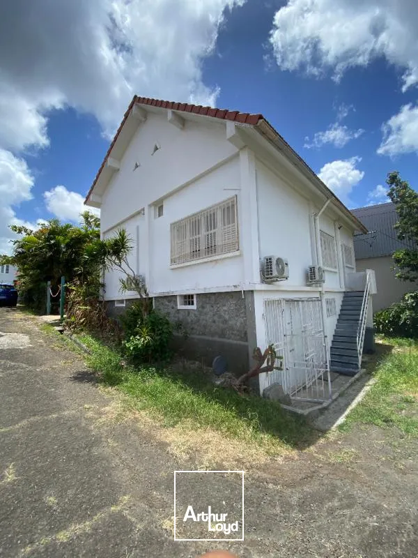 Locaux commerciaux - Location - Fort De France - 97200 - 230-230 - 7905665