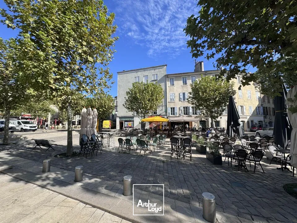 Locaux commerciaux - Location - VALENCE - 26000 - 42-42 - 7905876