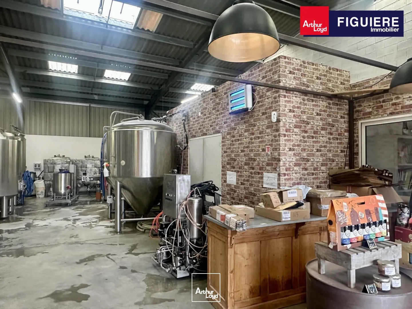 Locaux d'activité & Entrepôts - Location - SAINT CANNAT - 13760 - 200-200 - 7906034