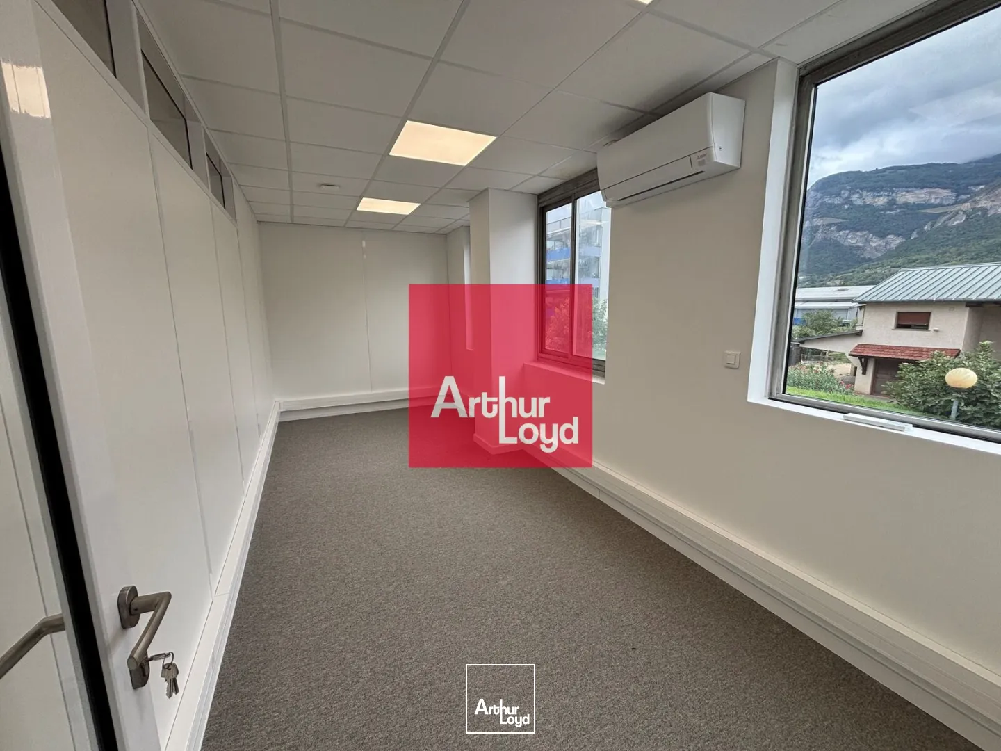 Bureaux - Location - CROLLES - 38920 - 105-105 - 7906160