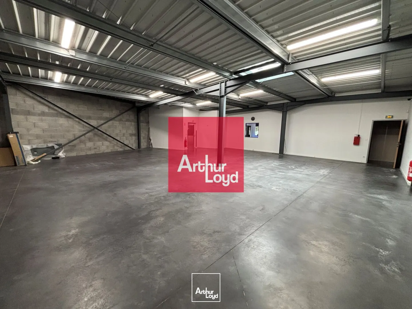 Locaux d'activité & Entrepôts - Location - VILLARD BONNOT - 38190 - 306.27-306.27 - 7906164