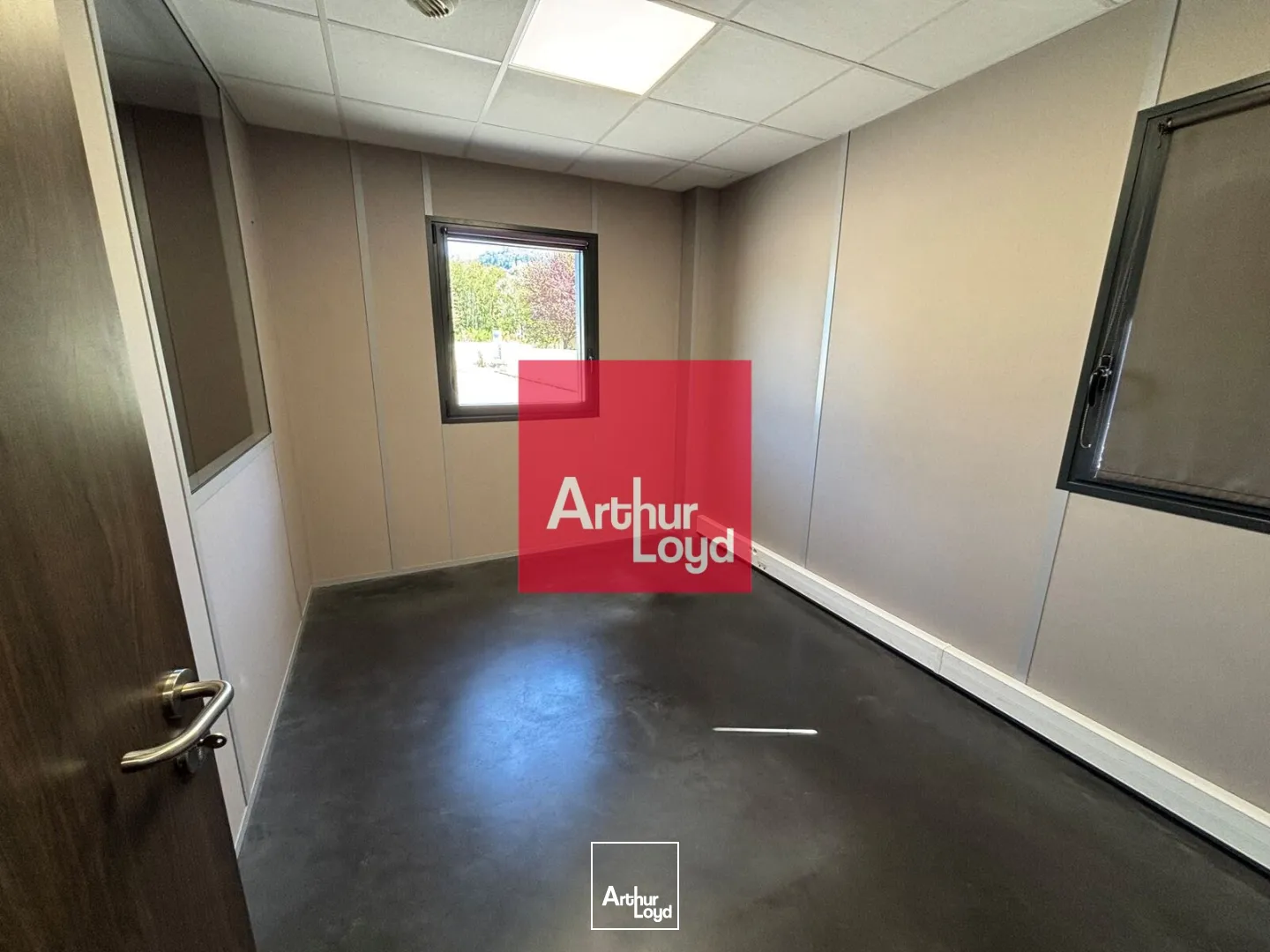 Locaux d'activité & Entrepôts - Location - VILLARD BONNOT - 38190 - 306.27-306.27 - 7906170