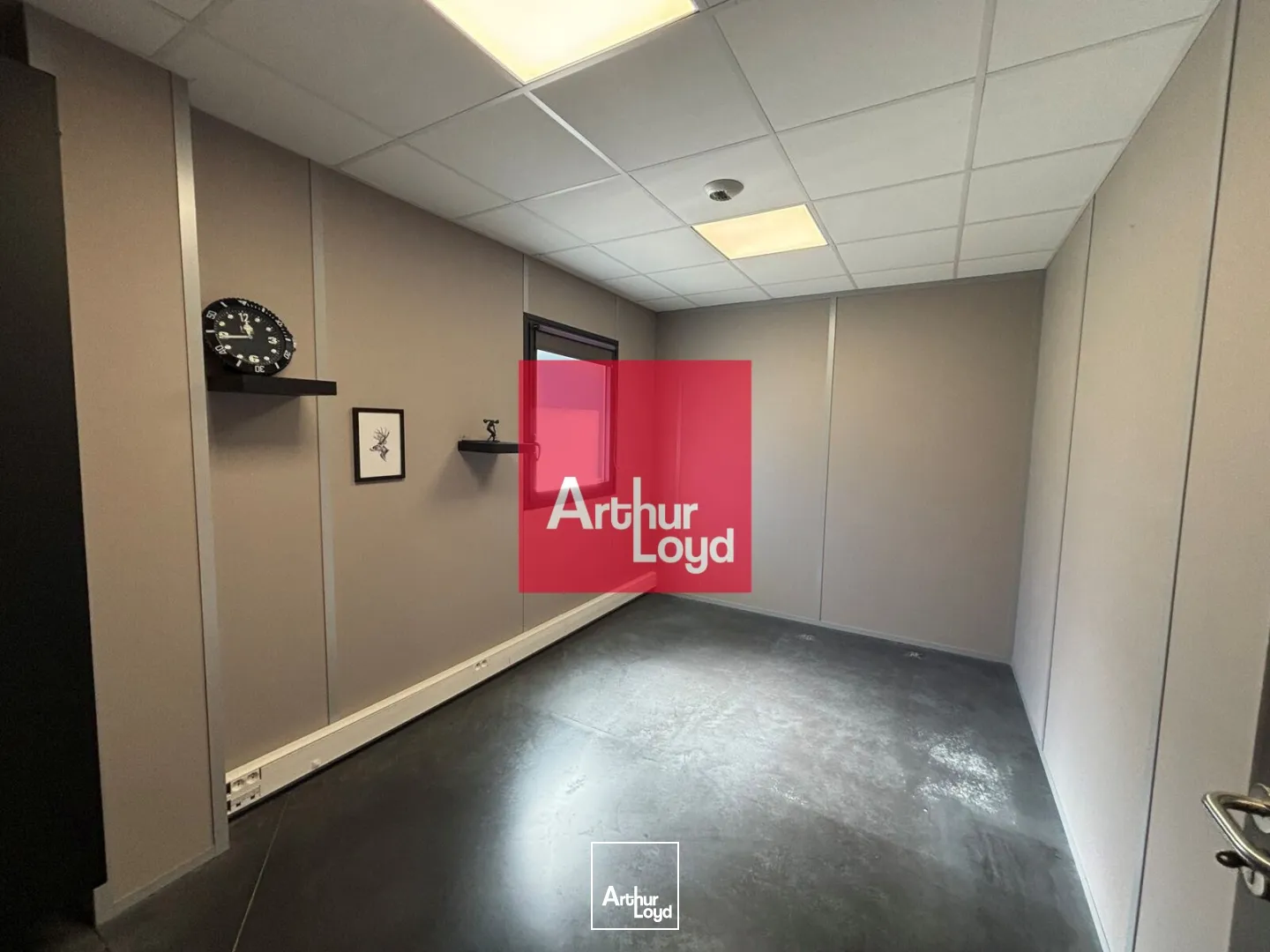 Locaux d'activité & Entrepôts - Location - VILLARD BONNOT - 38190 - 306.27-306.27 - 7906171