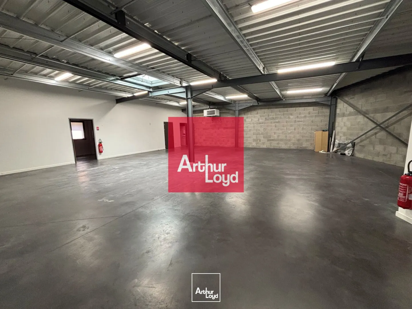Locaux d'activité & Entrepôts - Location - VILLARD BONNOT - 38190 - 306.27-306.27 - 7906165
